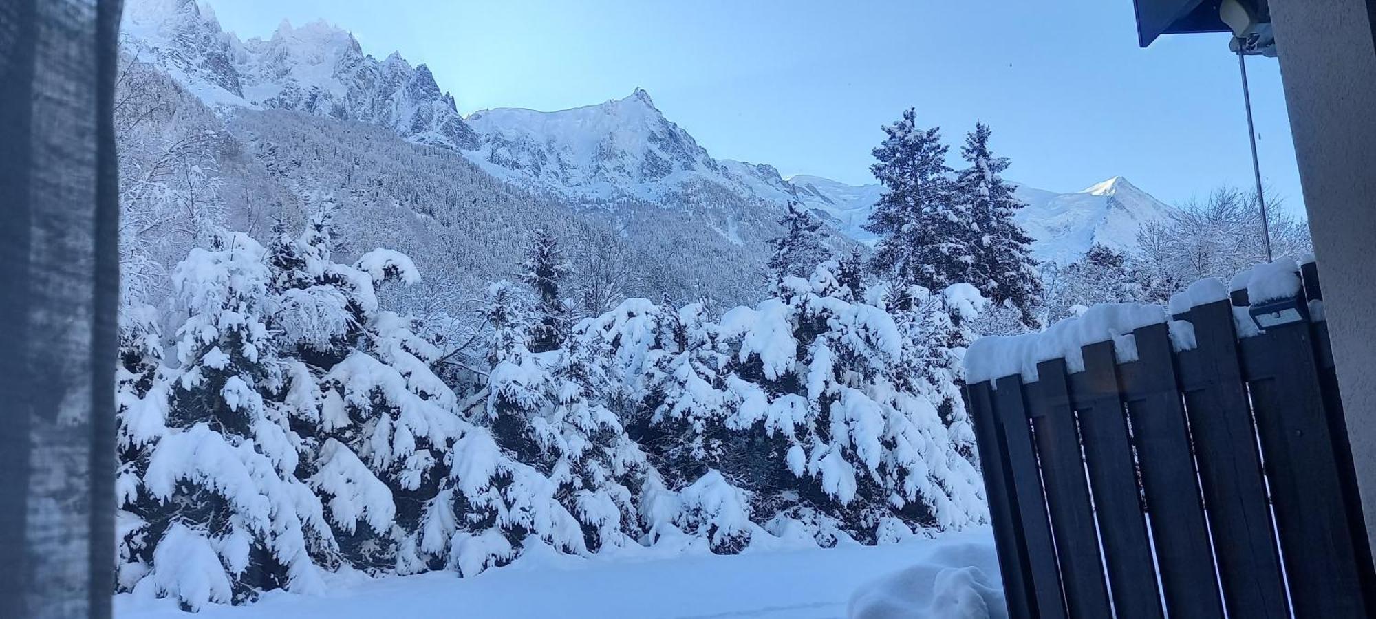 APPARTEMENT CHAMONIX MONTBLANC 1 à 4 personnes Exterior foto